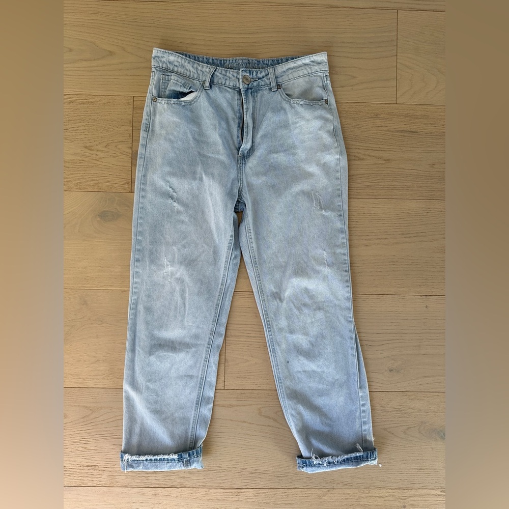 Gogo Jeans Size 9 Distressed Straight Leg Raw Hem Inseam 27"